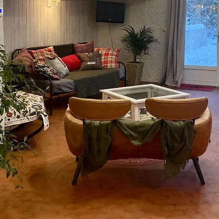Au Vieux Logis 63 לינה וארוחת בוקר