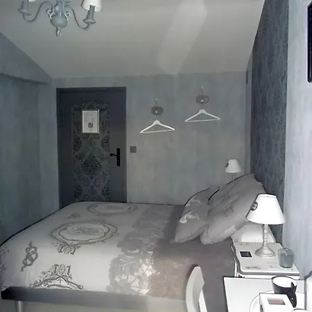Nocleg ze śniadaniem Au Vieux Logis 63 3*